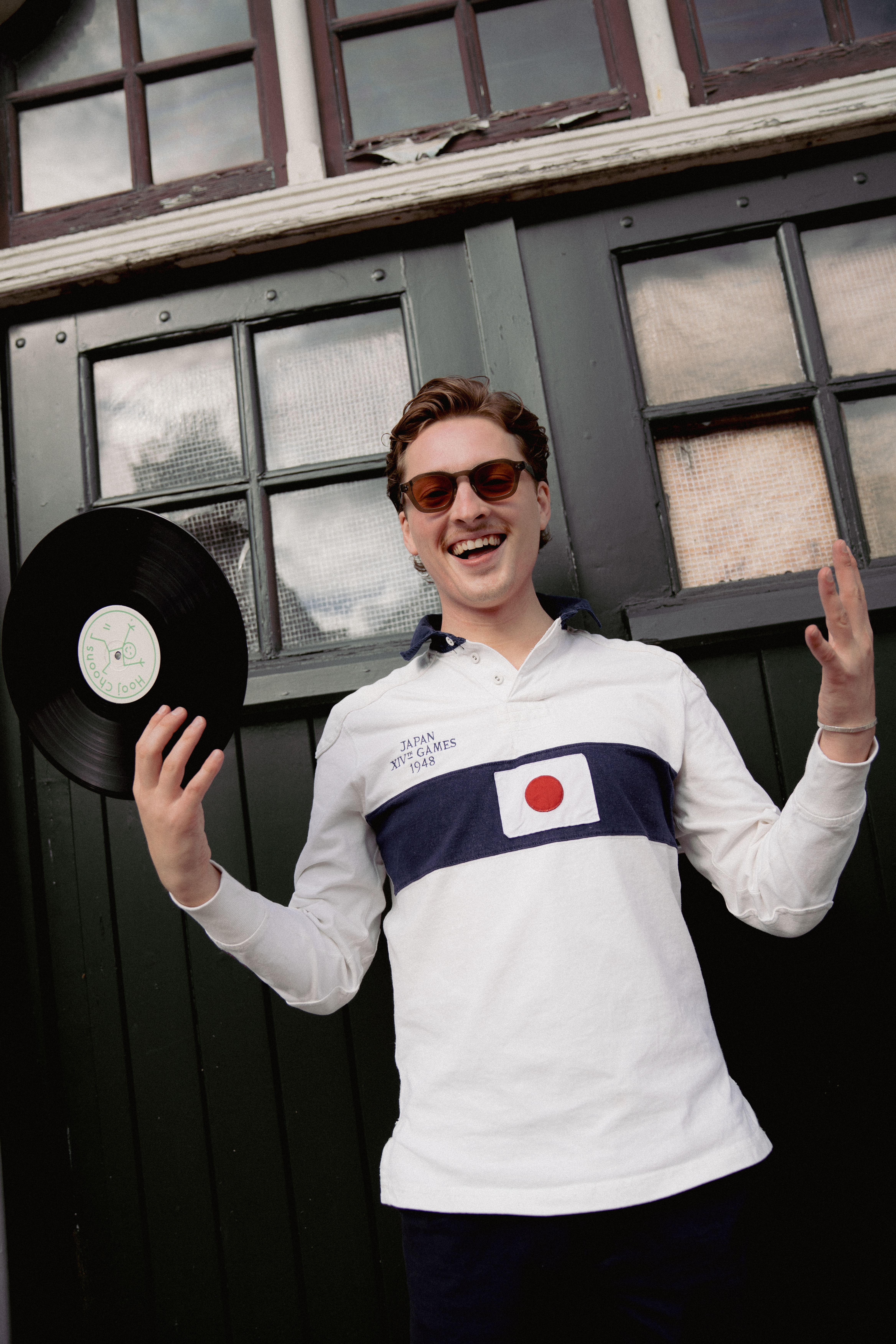 Jelle Scholte met vinyl